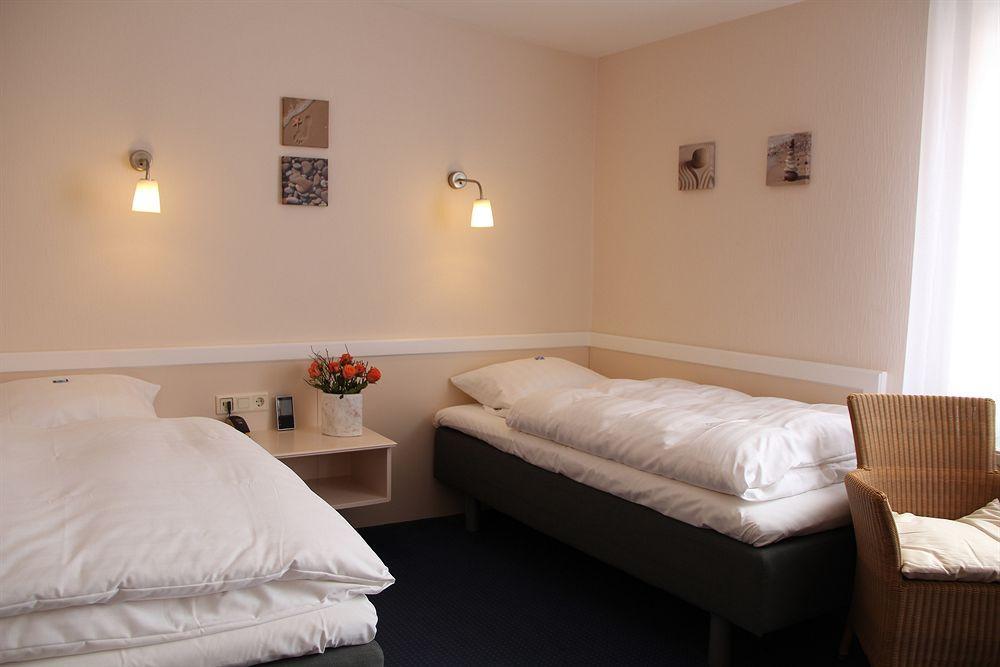 Schaefers Hotel, Self-Check-In, Cafe Und Baecker Am Hotel Vechta Luaran gambar