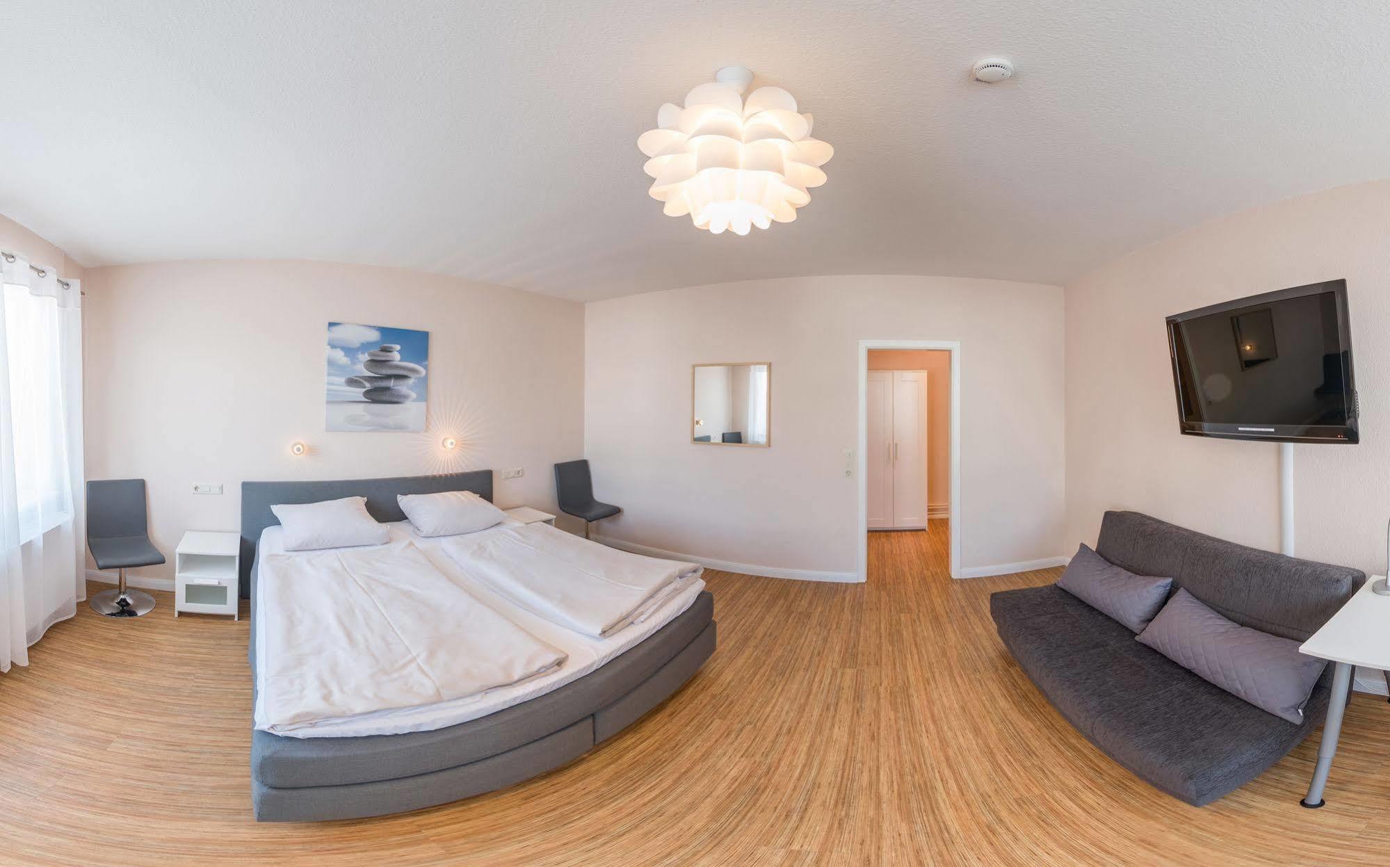 Schaefers Hotel, Self-Check-In, Cafe Und Baecker Am Hotel Vechta Luaran gambar